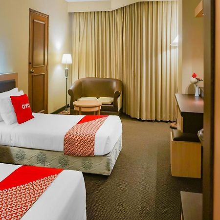 נקסר Oyo 3967 Hotel Pantai Wisata מראה חיצוני תמונה
