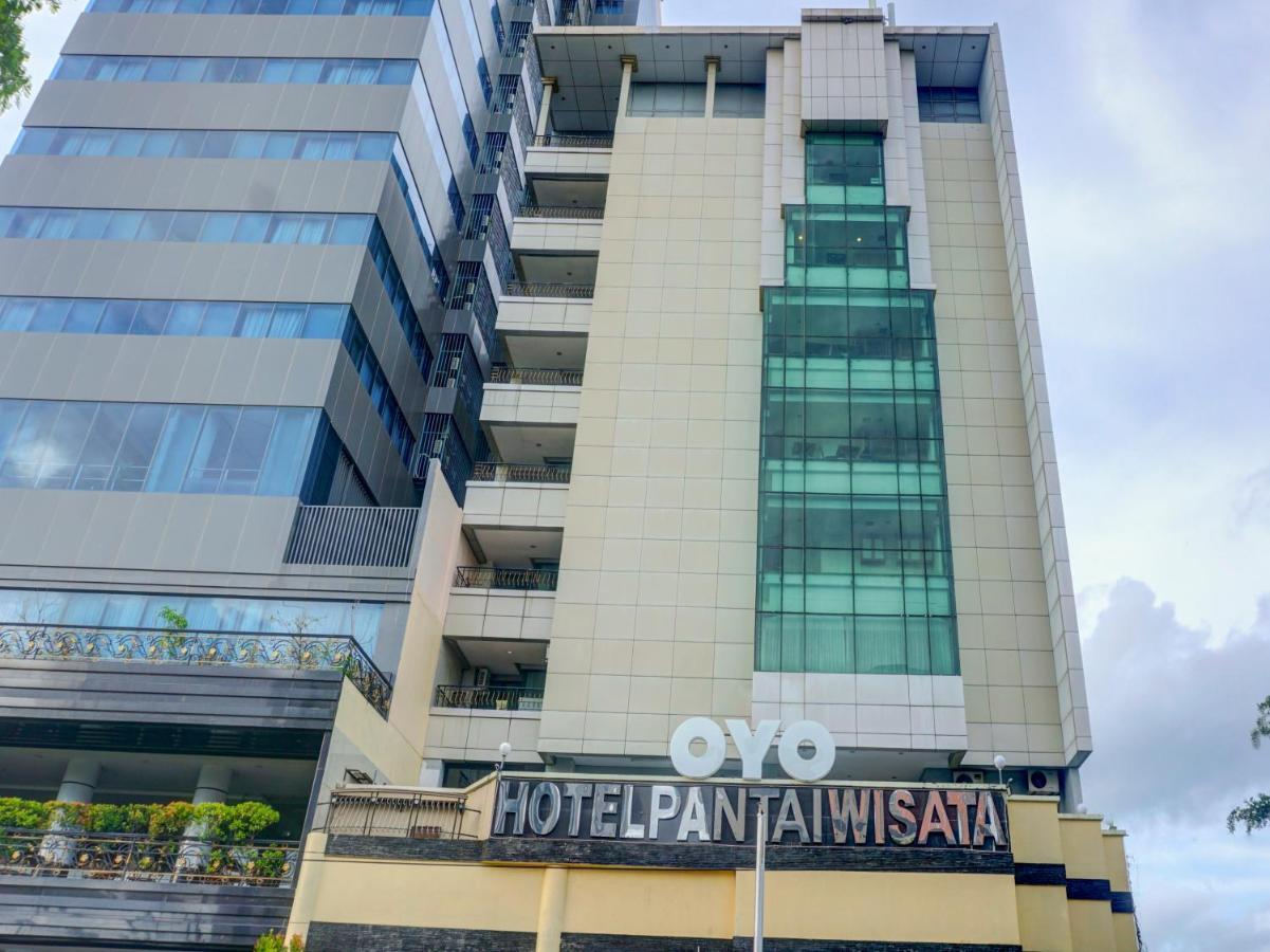 נקסר Oyo 3967 Hotel Pantai Wisata מראה חיצוני תמונה