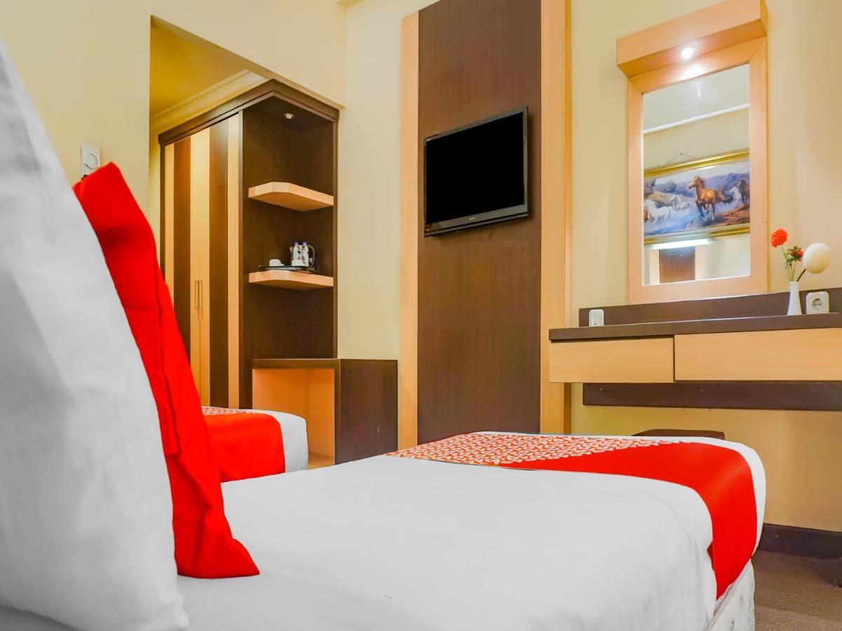 נקסר Oyo 3967 Hotel Pantai Wisata מראה חיצוני תמונה