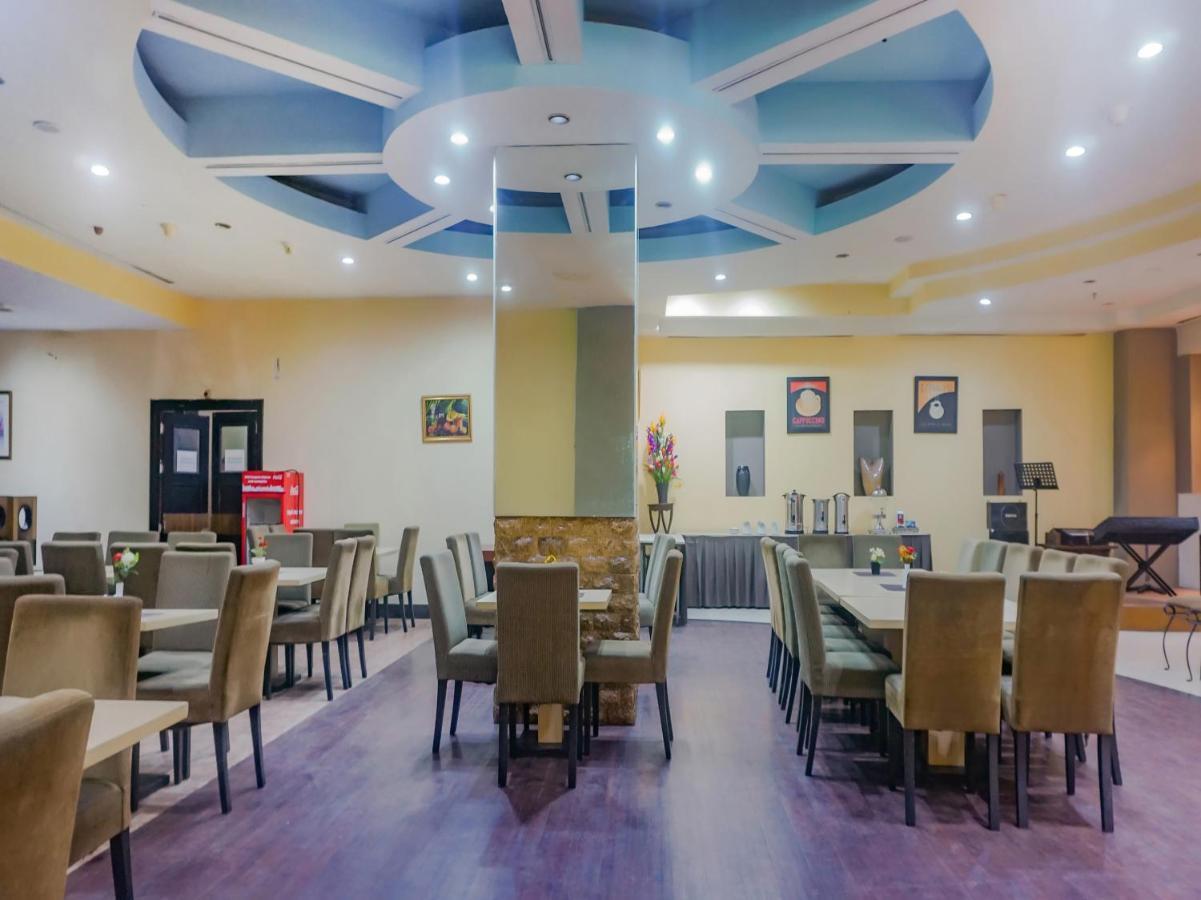 נקסר Oyo 3967 Hotel Pantai Wisata מראה חיצוני תמונה