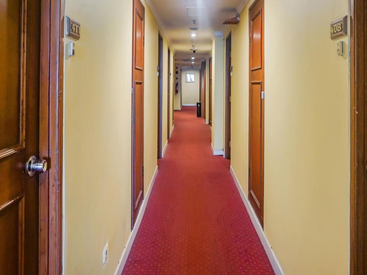 נקסר Oyo 3967 Hotel Pantai Wisata מראה חיצוני תמונה